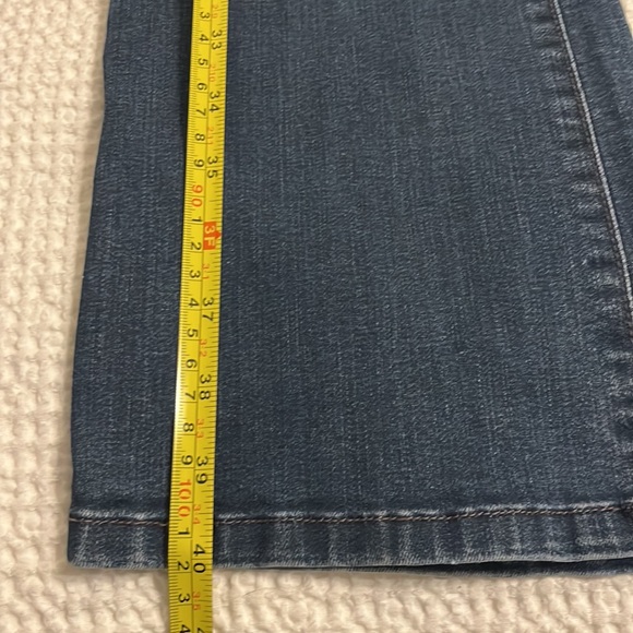 Women’s Not Your Daughter’s Jeans Barbara Bootcut Size 6 Medium Wash Stretch - Picture 8 of 8